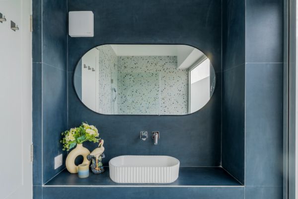 Image Title Goes Here