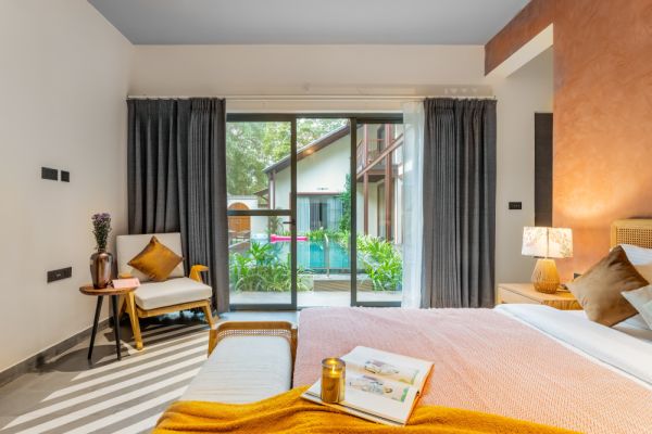 Sereno Susegad 5bhk luxe villa pvt pool by Elysium
