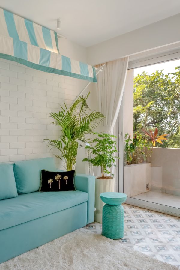 Sereno Santorini 2bhk Greek vibes w/ pvt jacuzzi