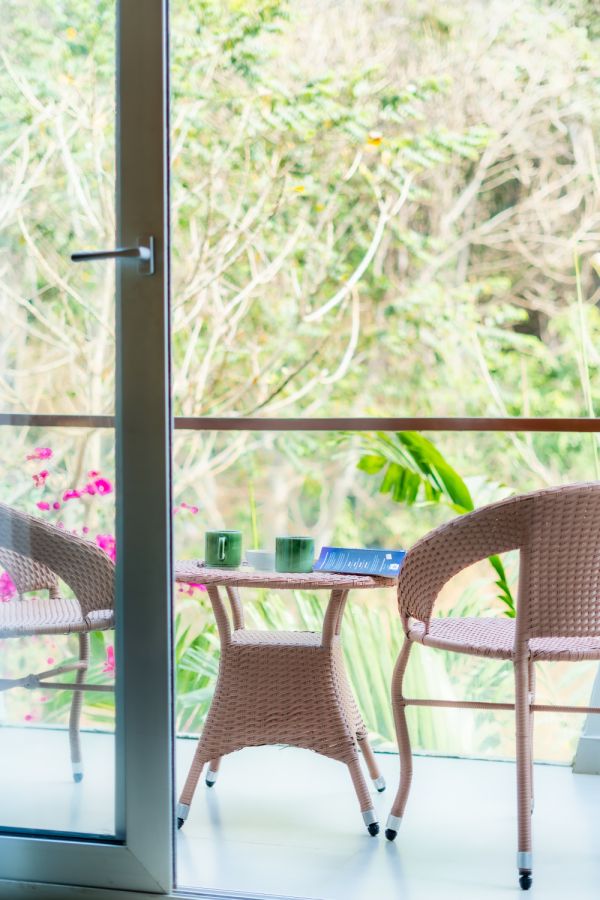 Sereno Horizon 3bhk Penthouse pvt jacuzzi rooftop