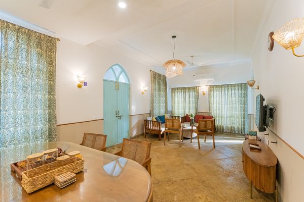 House of Rumi 3bhk villa w/private pool & outdoor gazebo