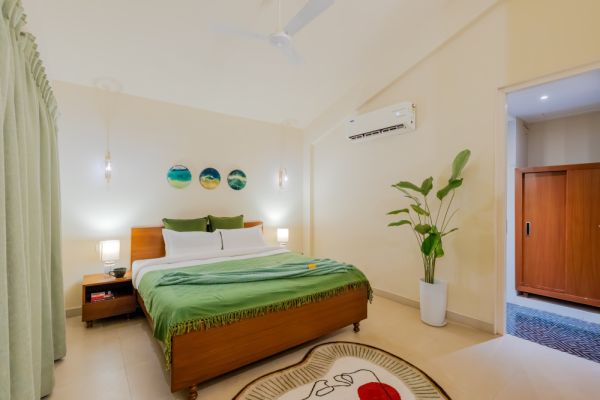 Sereno Horizon 3bhk Penthouse pvt jacuzzi rooftop