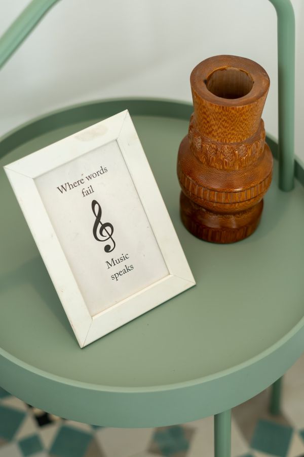 Image Title Goes Here