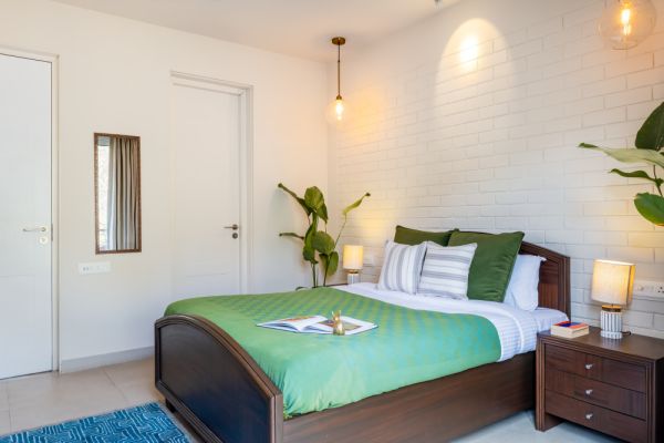 Sereno Horizon 3bhk Penthouse pvt jacuzzi rooftop