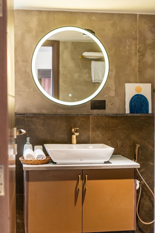 Sereno Susegad 5bhk luxe villa pvt pool by Elysium