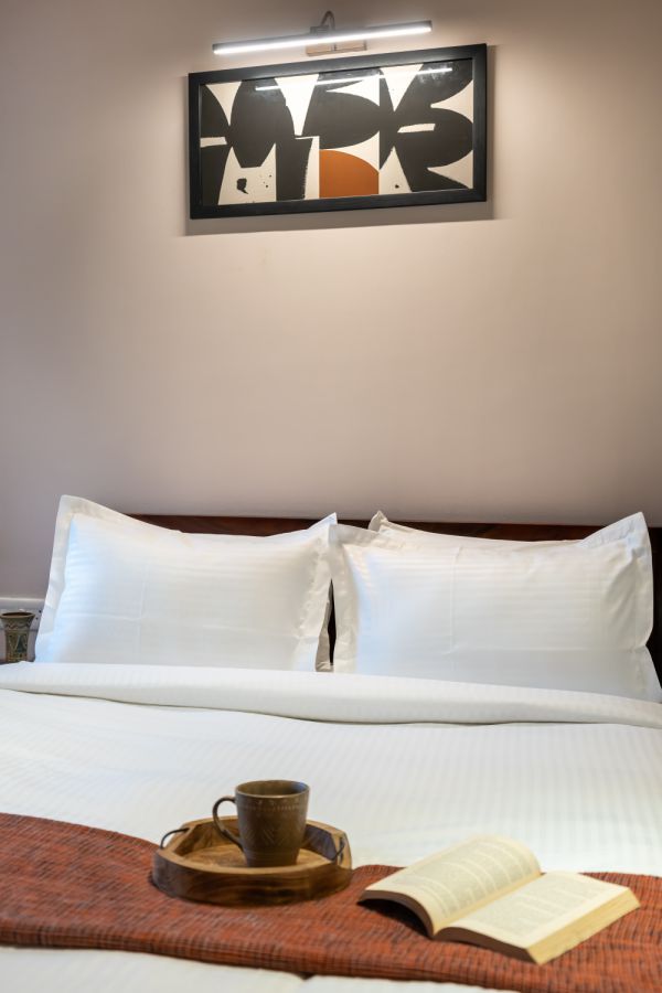 Sereno Foresta cosy 1 bhk greenery view w/pool+game