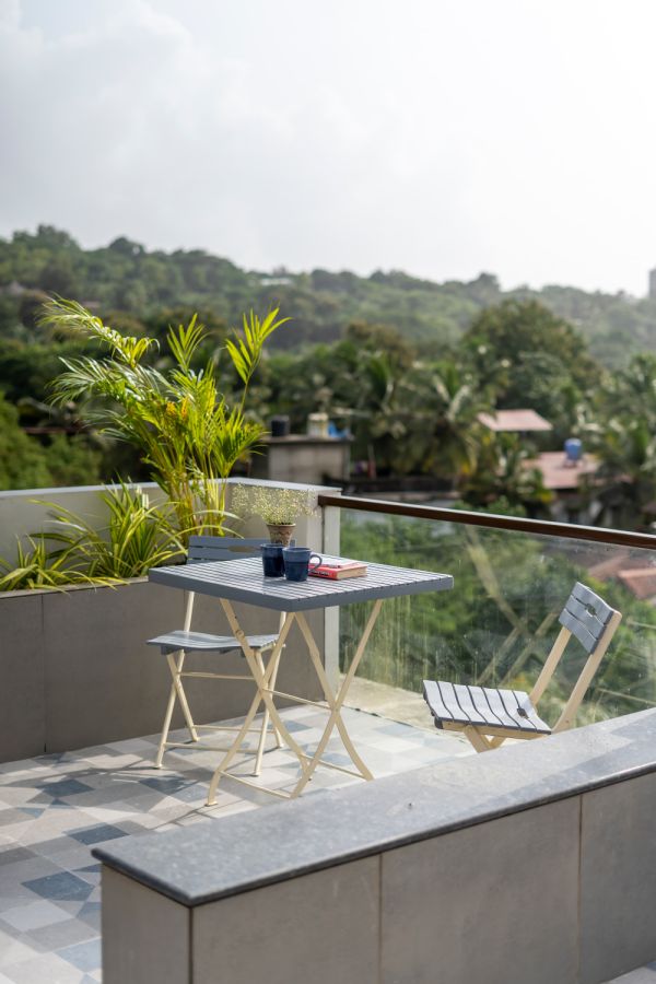 Image Title Goes Here