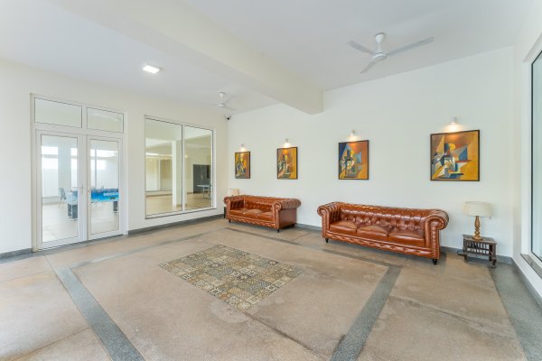 Sereno Foresta cosy 1 bhk greenery view w/pool+game